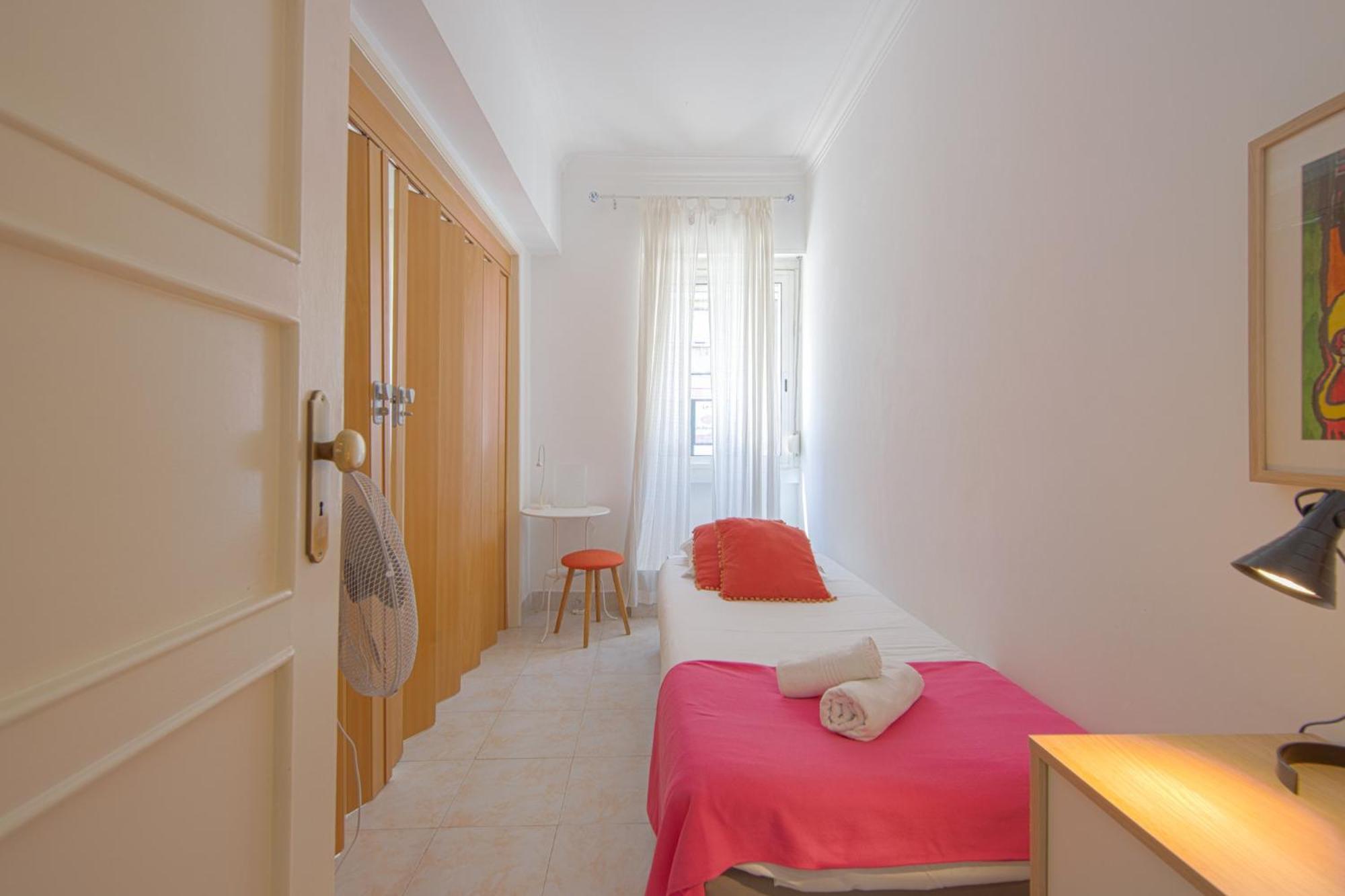 Alameda Typical By Homing Apartment *