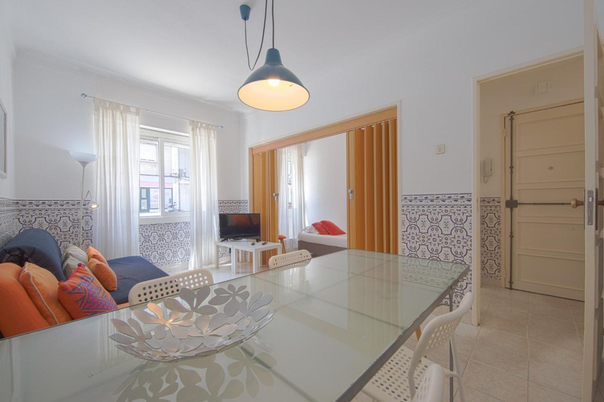 Apartment Alameda Typical By Homing