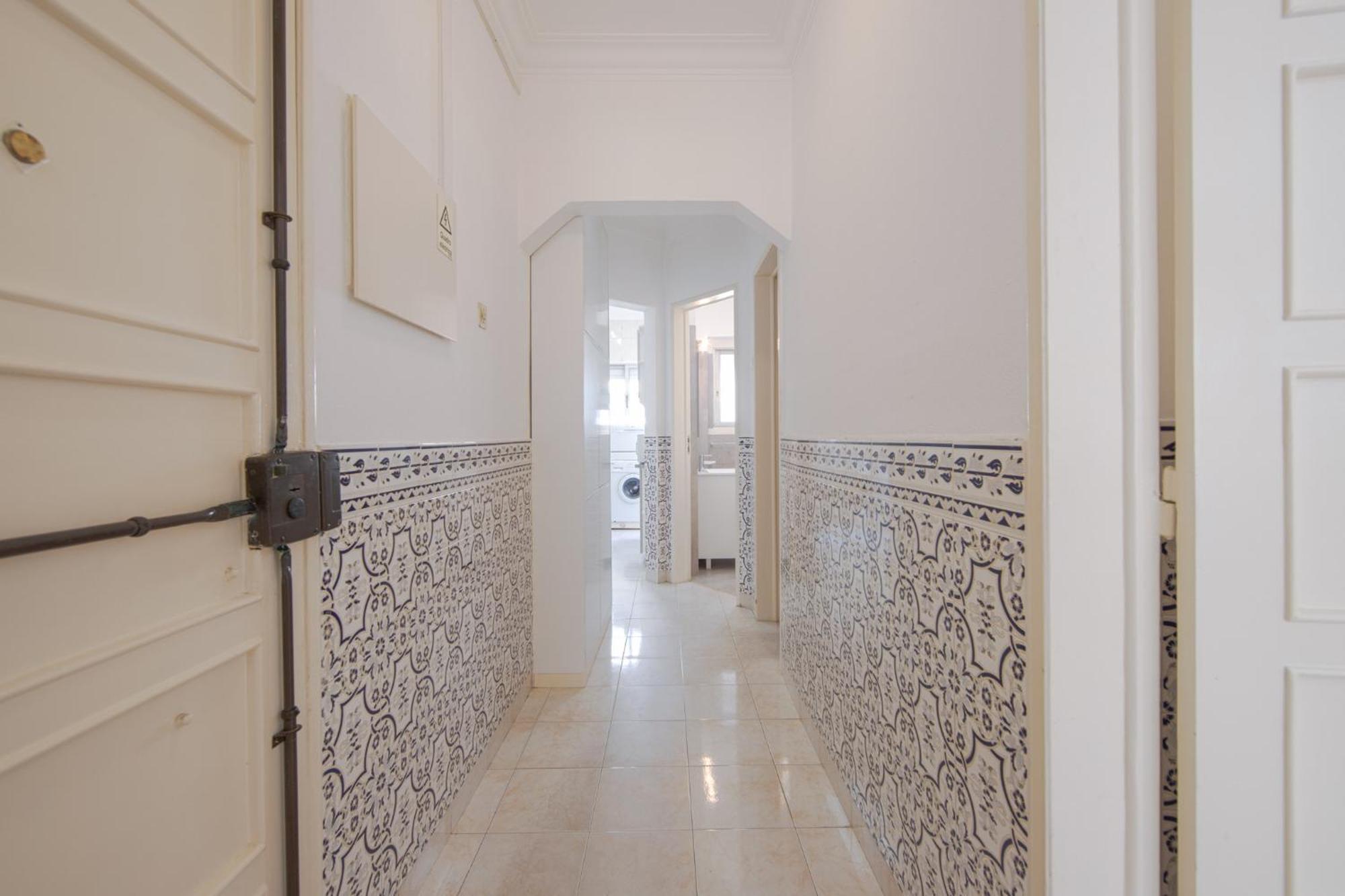 Apartment Alameda Typical By Homing *